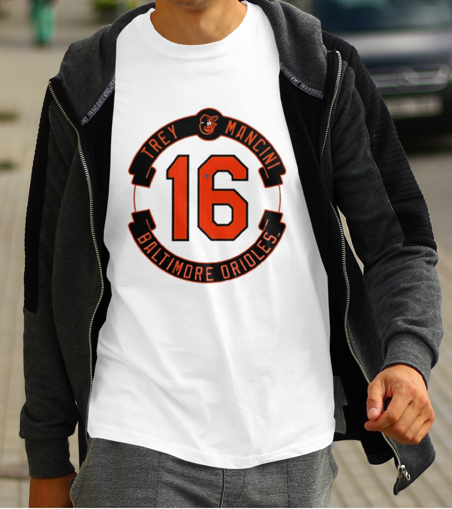 Trey Mancini 16 Baltimore Orioles MLB Baseball T-Shirt