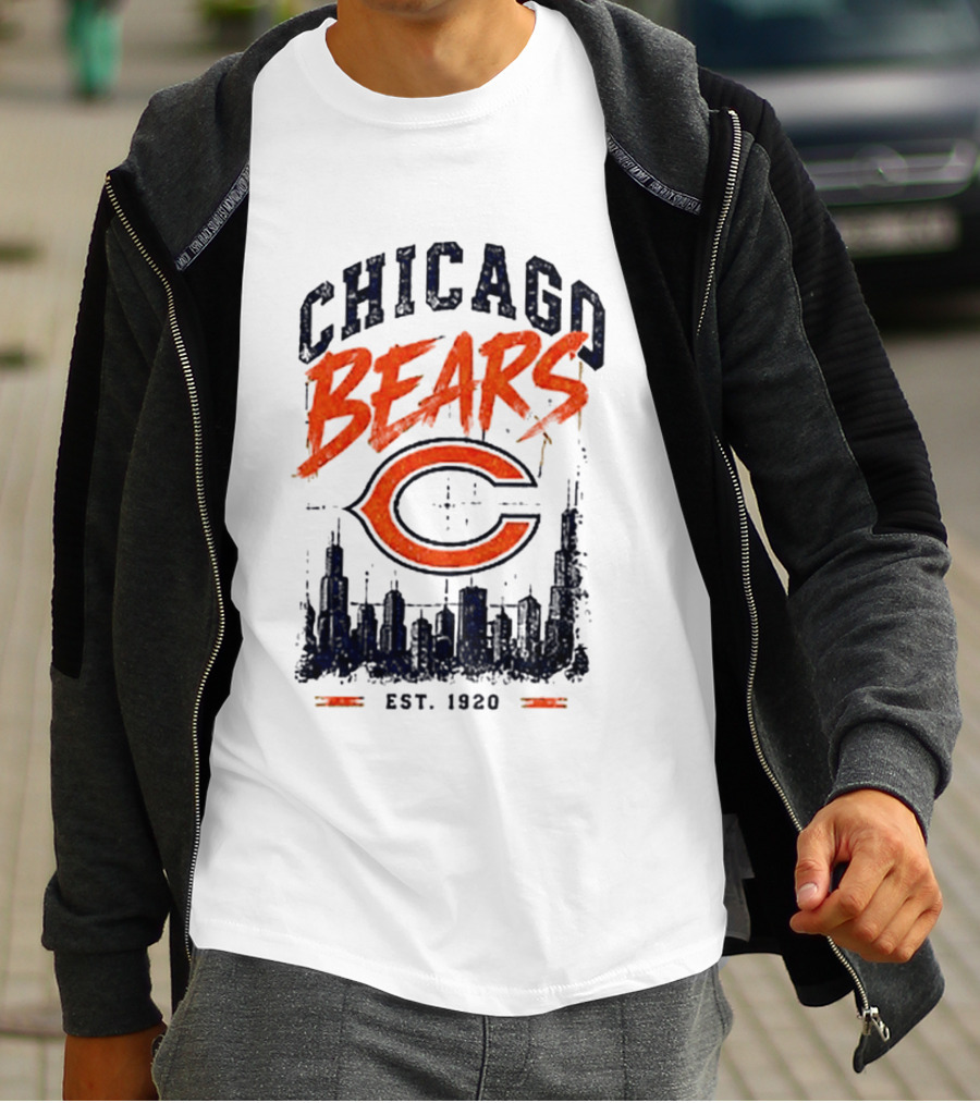 Chicago Bears Est 1920 Skyline Football City T-Shirt