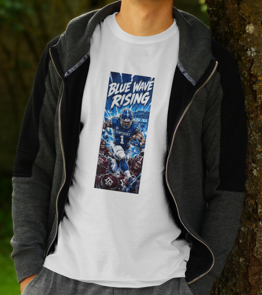 Blue Wave Rising 2026 Kentucky Wildcats Running Back Kyle Field Football Action T-Shirt