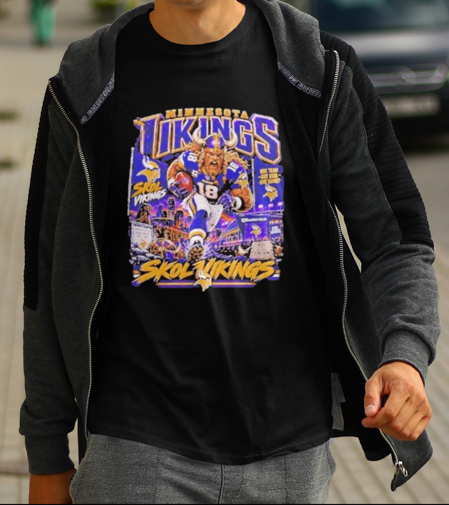 Minnesota Vikings Skol Vikings One Team One Skol One Family 18 Football City Highlights T-Shirt