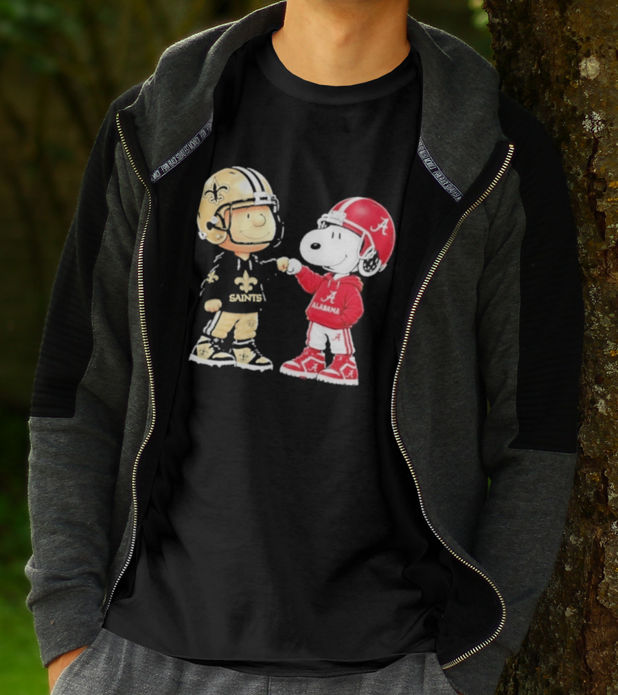 Charlie Brown Saints Snoopy Alabama Fist Bump Football T-Shirt
