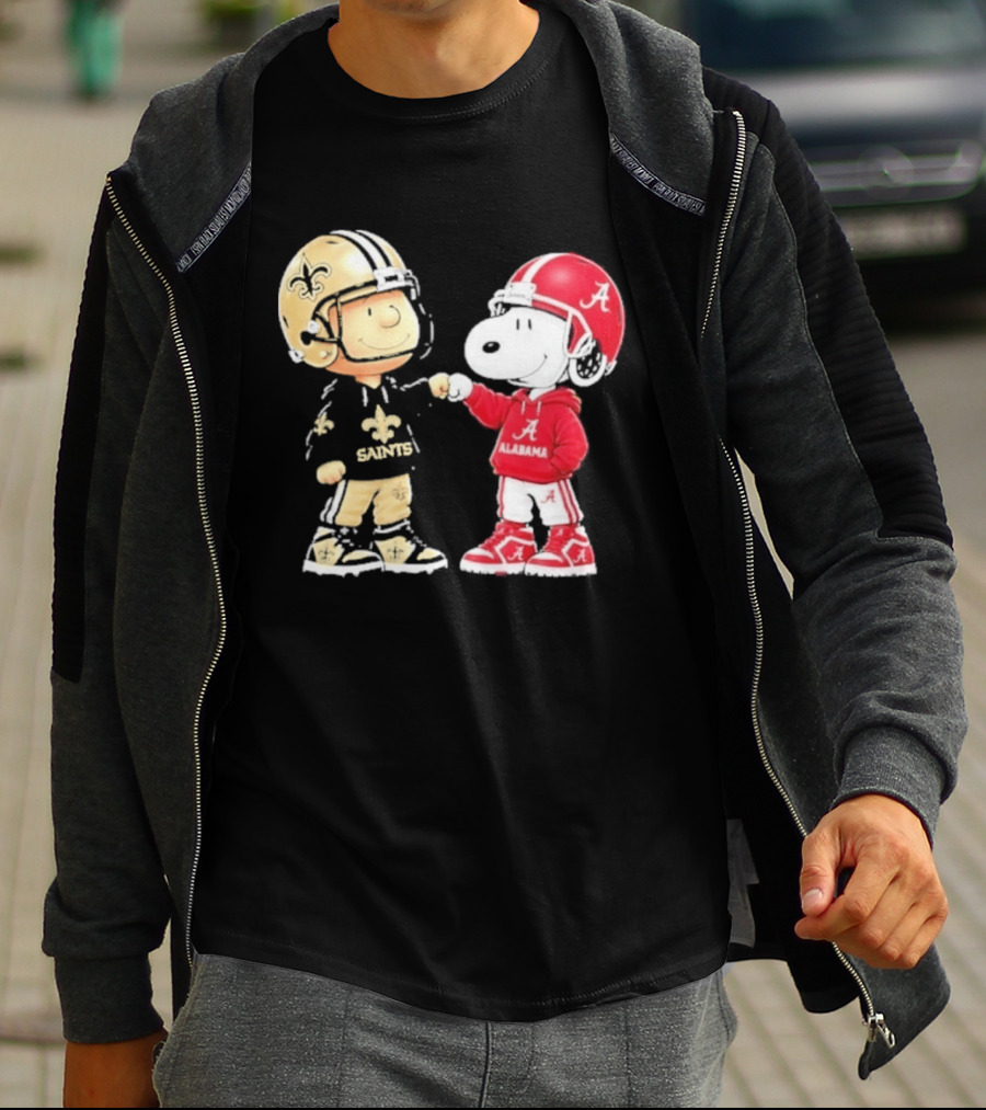 Charlie Brown Saints Snoopy Alabama Fist Bump Football T-Shirt