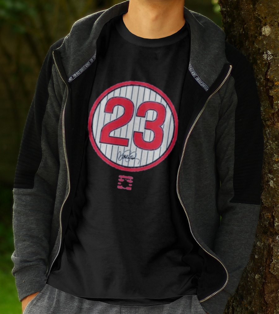 Ryne Sandberg 23 MLB Legend Signature T-Shirt