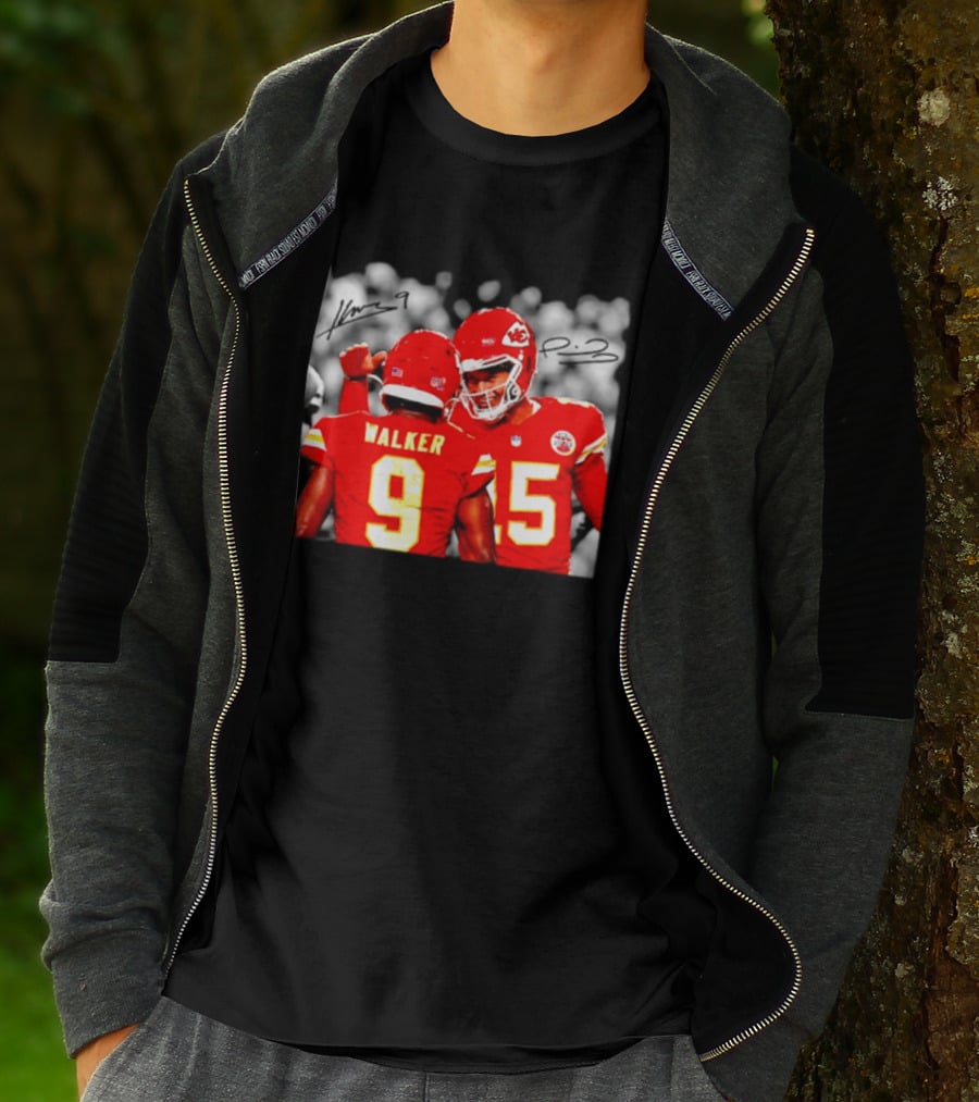 Patrick Mahomes Kenneth Walker III Kansas City Chiefs Player Signatures T-Shirt