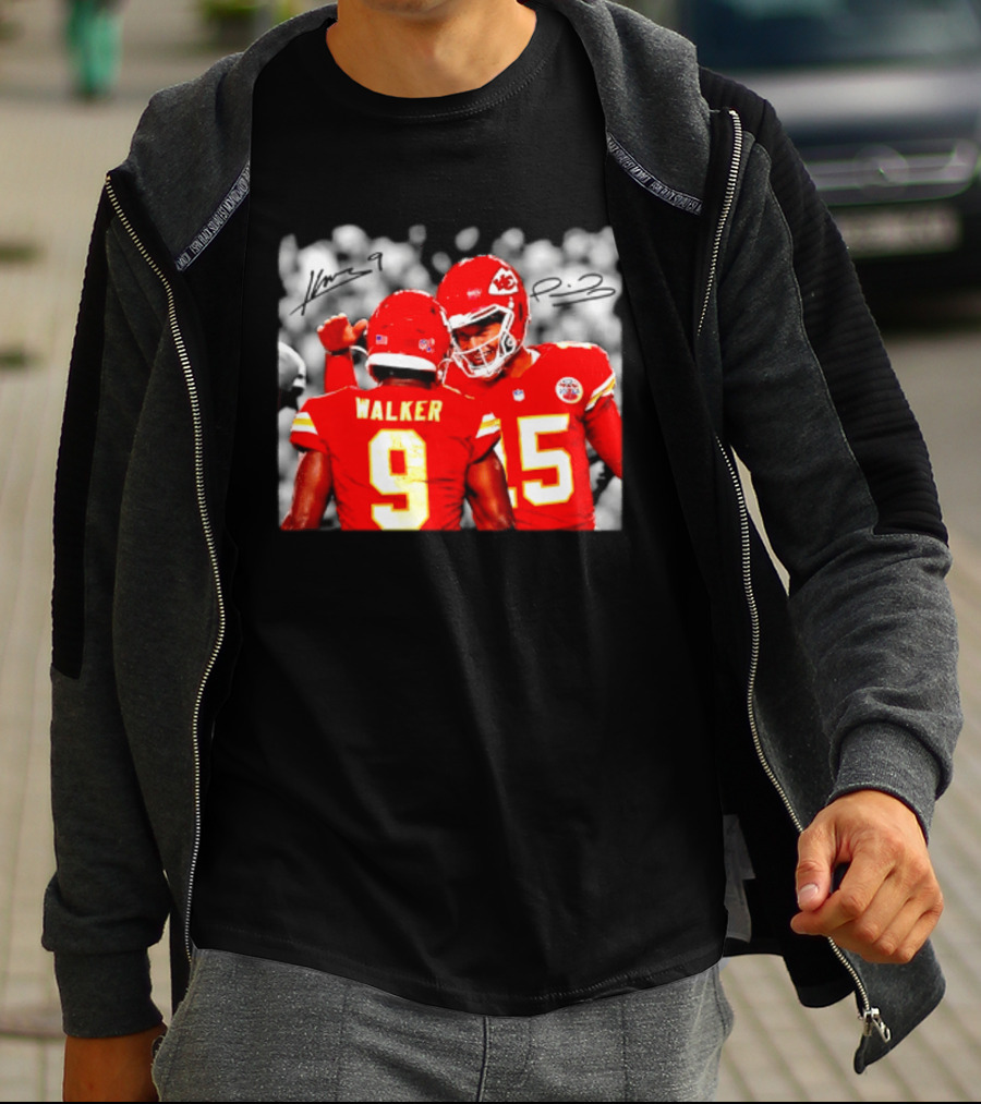 Patrick Mahomes Kenneth Walker III Kansas City Chiefs Player Signatures T-Shirt