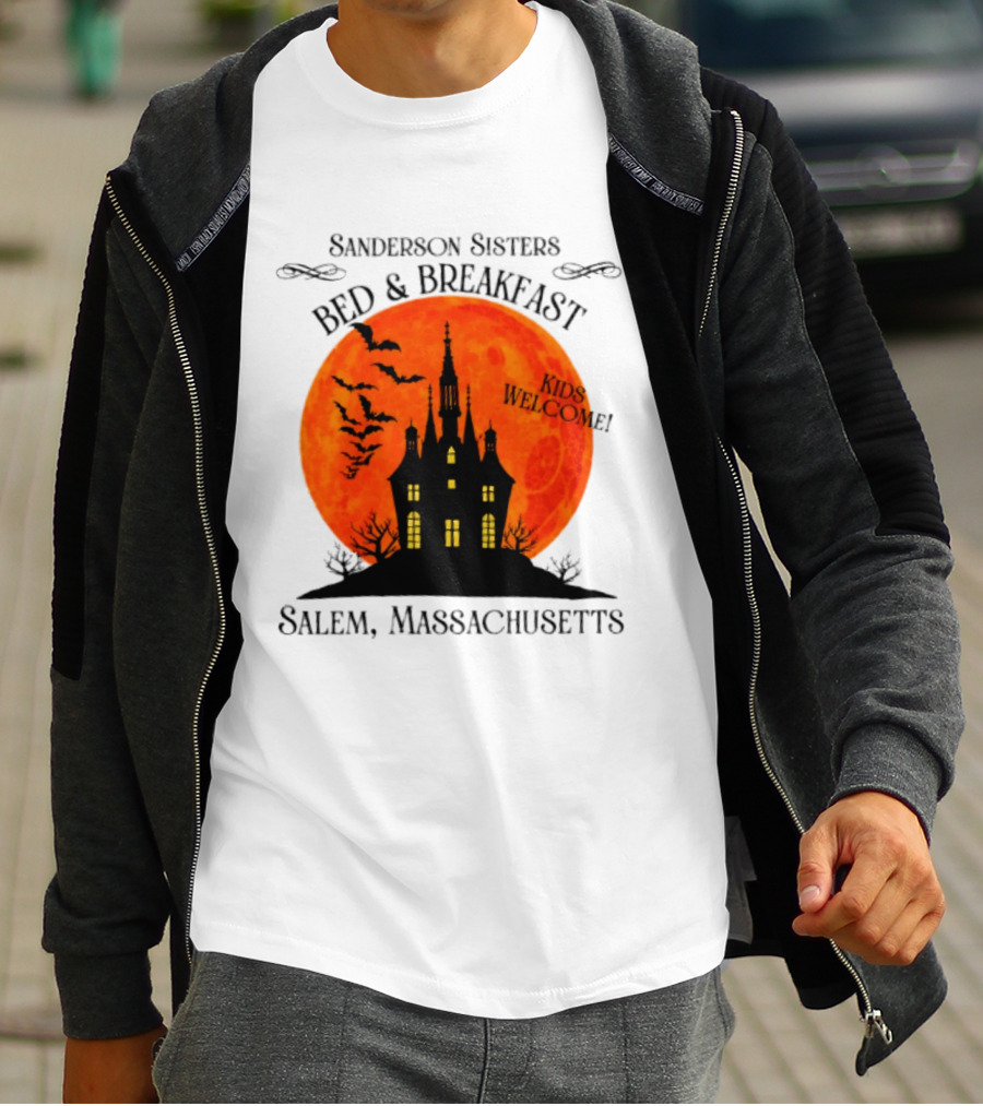 Sanderson Sisters Bed And Breakfast Kids Welcome Salem Massachusetts Halloween Bats Haunted House T-Shirt