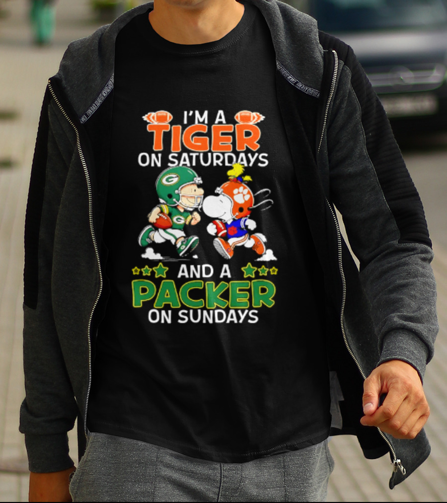 Clemson Tigers Fan On Saturdays Green Bay Packers Supporter On Sundays Football Peanuts T-Shirt