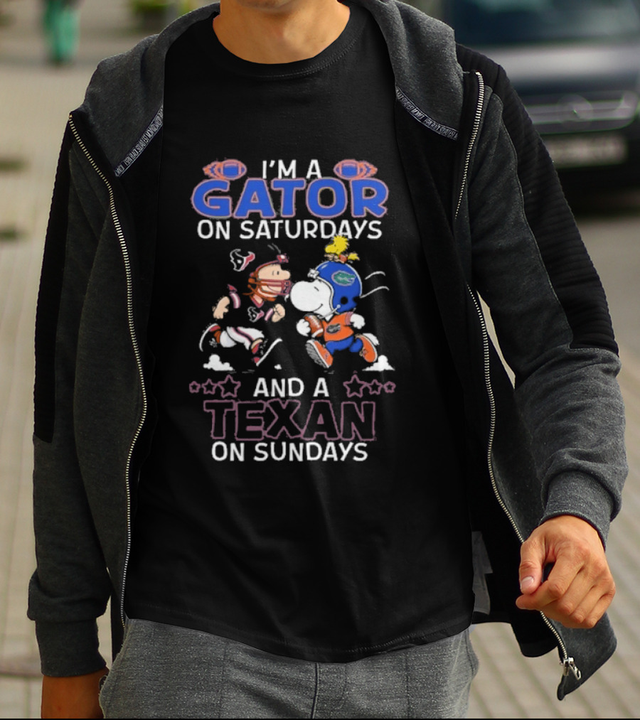 Charlie Brown And Snoopy I'm A Gator On Saturdays And A Texan On Sundays Football T-Shirt