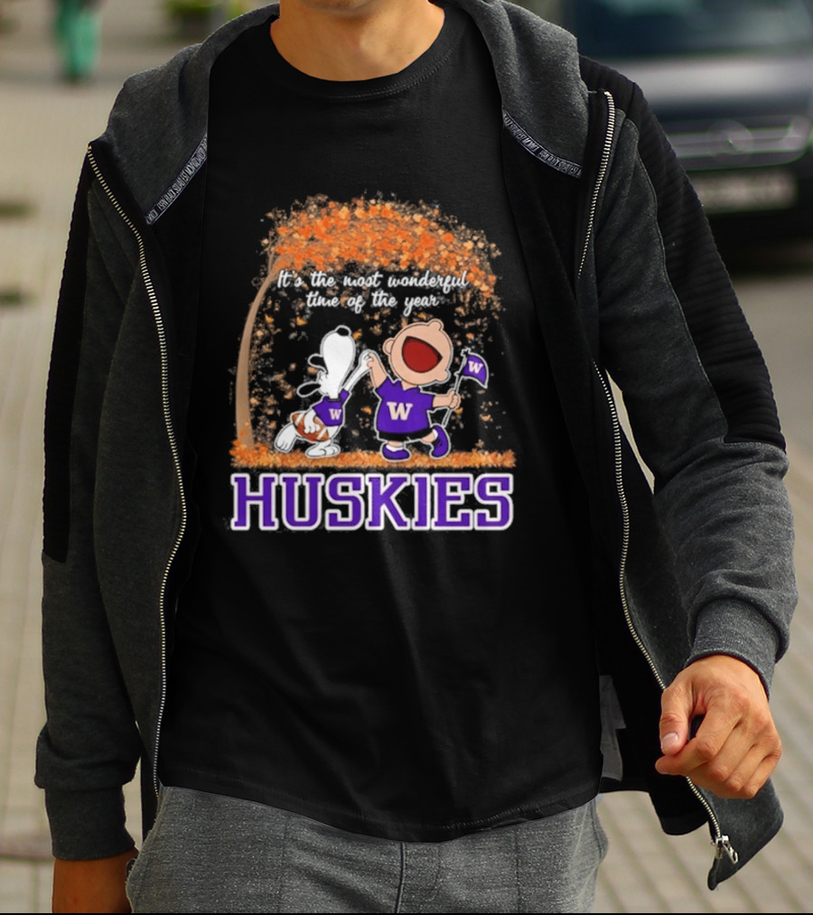 Washington Huskies Snoopy Charlie Brown Autumn 2026 Most Wonderful Time T-Shirt
