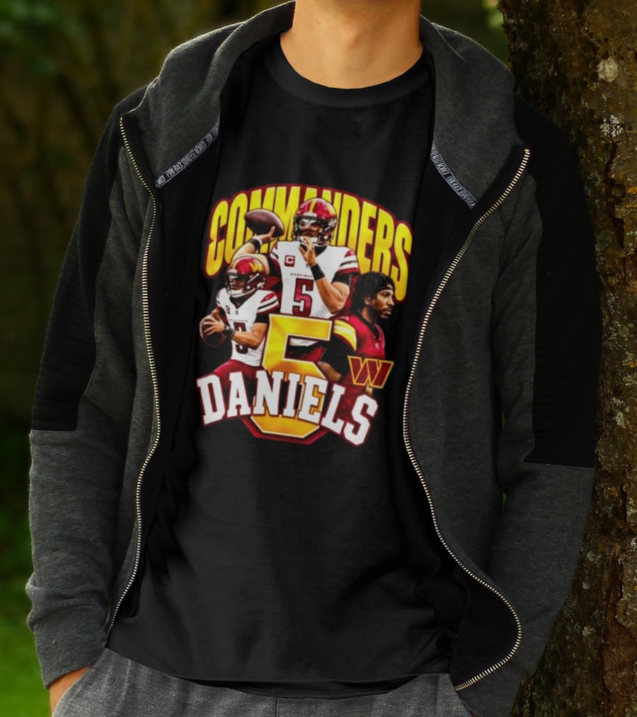 Commander Football Number 5 Jayden Daniels W T-Shirt