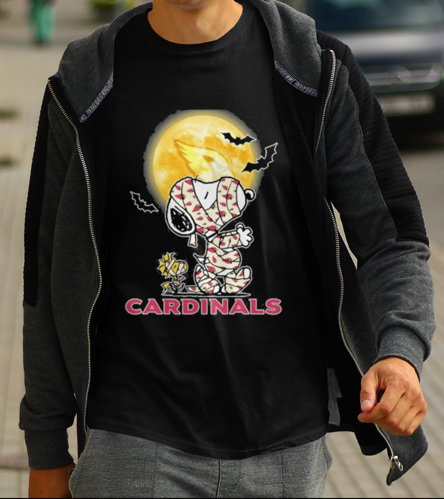 Arizona Cardinals Snoopy Woodstock Halloween Holiday 2026 Moon Bats T-Shirt