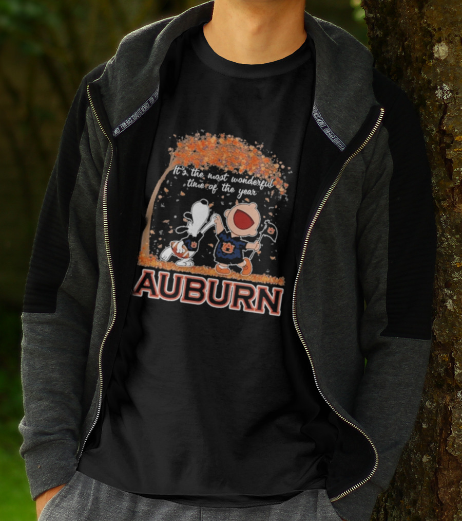 Auburn Tigers Snoopy Charlie Brown Dancing 2026 Most Wonderful Time Of The Year T-Shirt