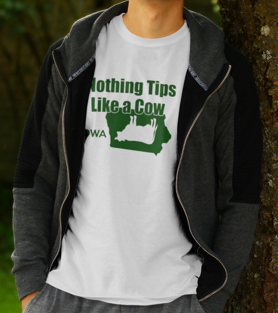 Nothing Tips Like A Cow Iowa Map T-Shirt