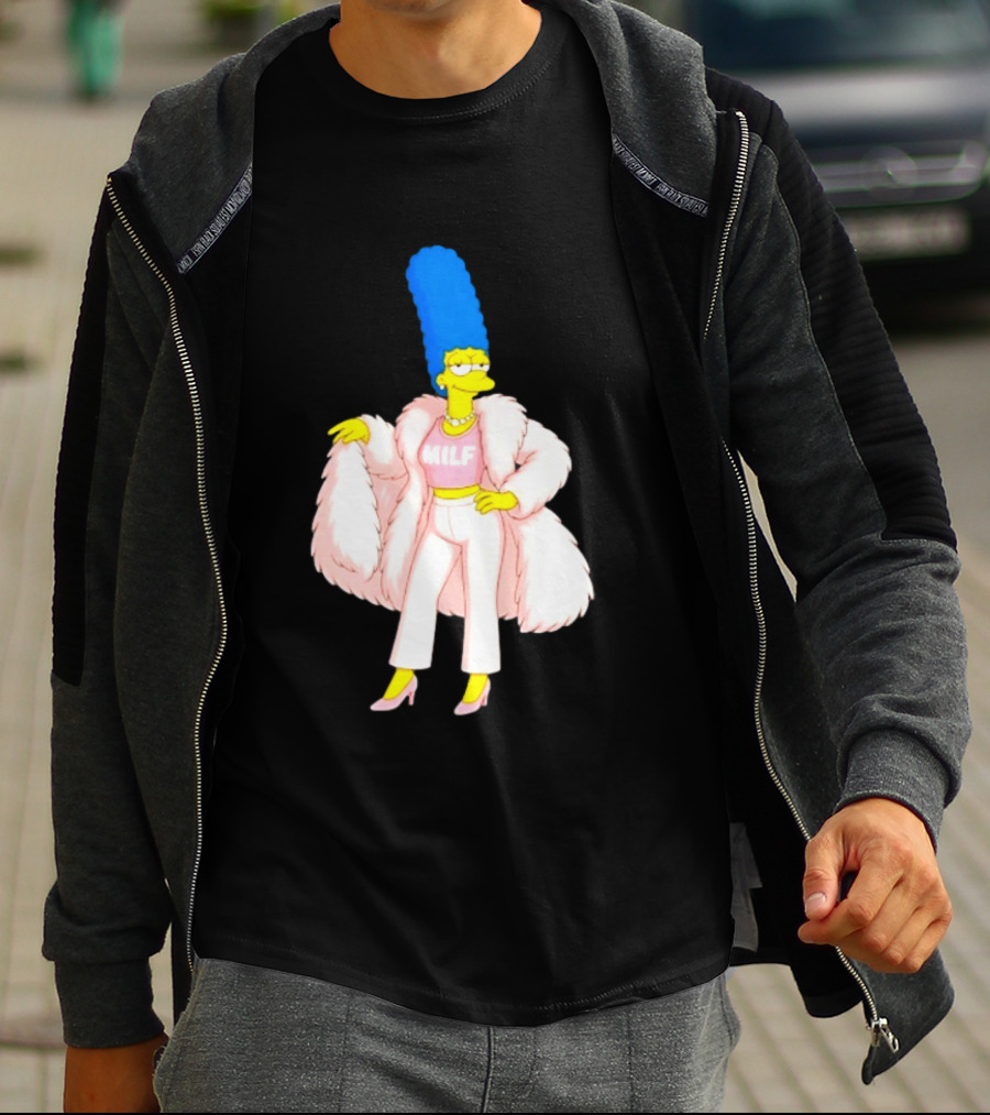 Marge Simpson Milf Pink Fur Coat The Simpsons Cartoon Iconic Character Fashion T-Shirt