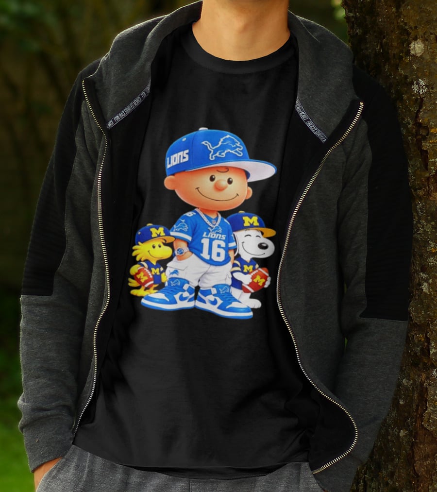 Charlie Brown Snoopy Woodstock Detroit Lions Michigan Wolverines Football Fan 16 T-Shirt