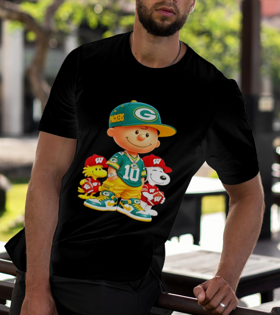 Charlie Brown Snoopy Woodstock Green Bay Packers Wisconsin Badgers Sports Fan Gear T-Shirt