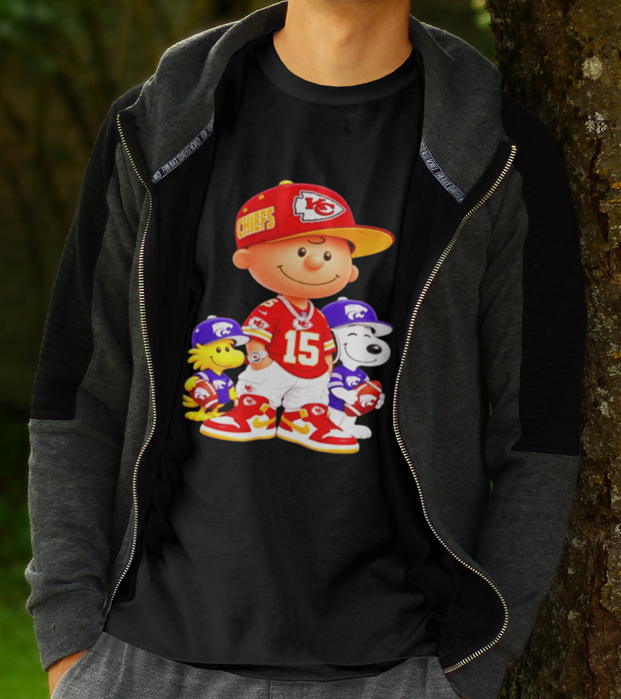 Charlie Brown Snoopy Woodstock Kansas City Chiefs 15 Football Peanuts Characters NFL Team Sports Gear T-Shirt