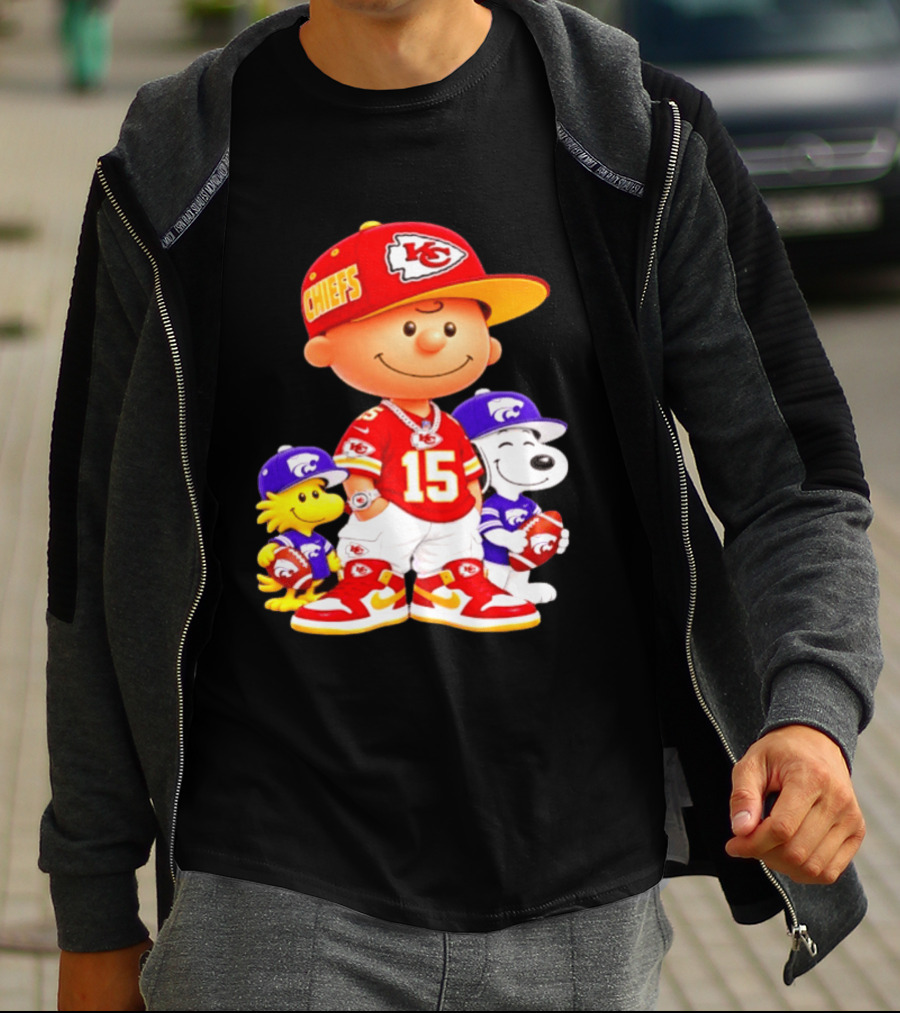 Charlie Brown Snoopy Woodstock Kansas City Chiefs 15 Football Peanuts Characters NFL Team Sports Gear T-Shirt