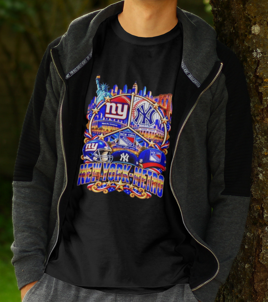New York Metro Giants Yankees Rangers Skyline Stadium Statue Liberty T-Shirt