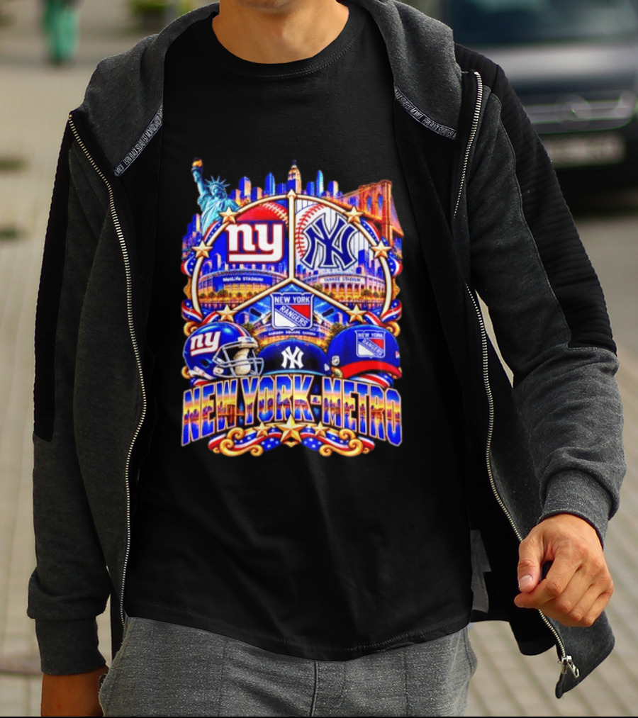New York Metro Giants Yankees Rangers Skyline Stadium Statue Liberty T-Shirt