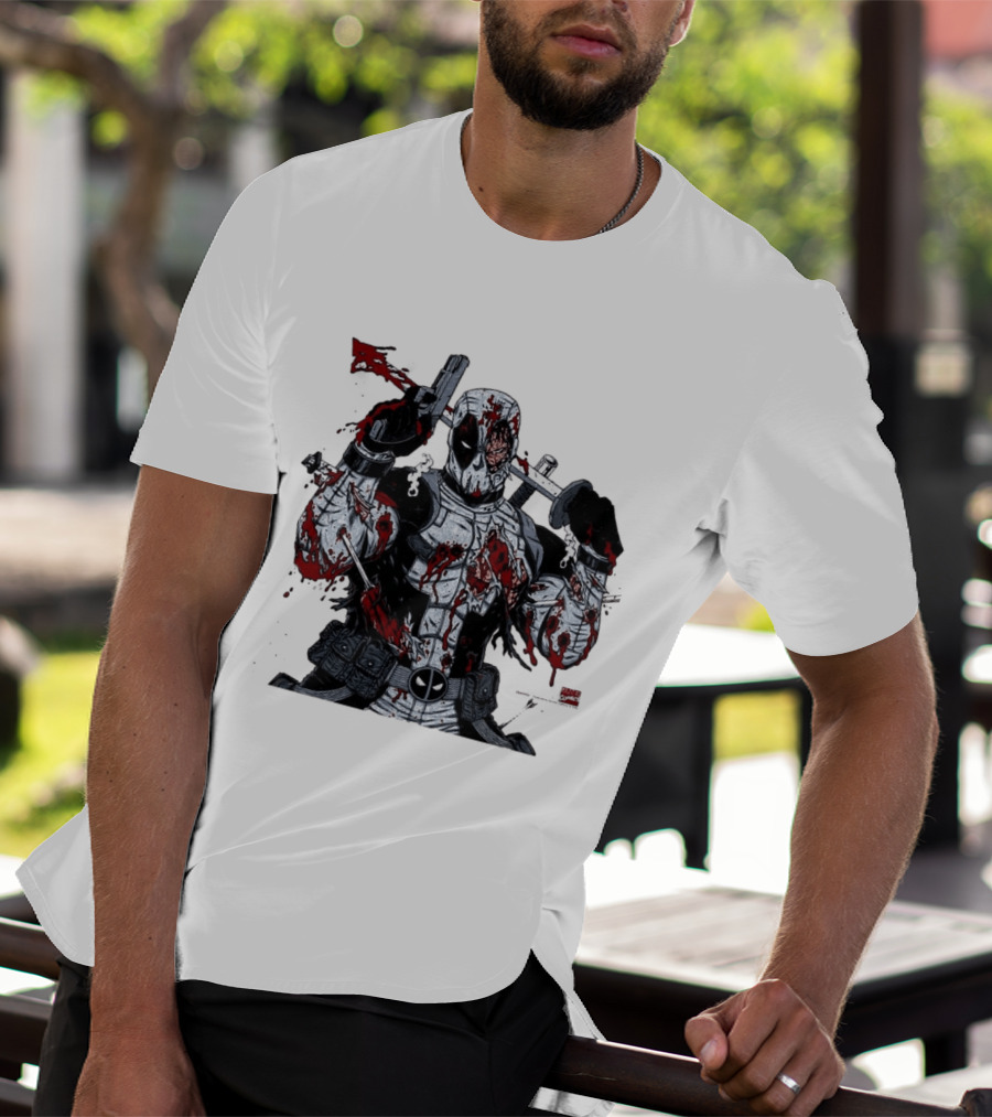 Deadpool Battle Damaged Bloody Swords Katana Gunner Comics Hero T-Shirt