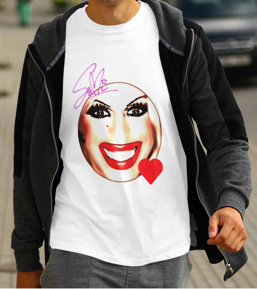 Sami Landri Big Face Heart Signature Red Lips T-Shirt