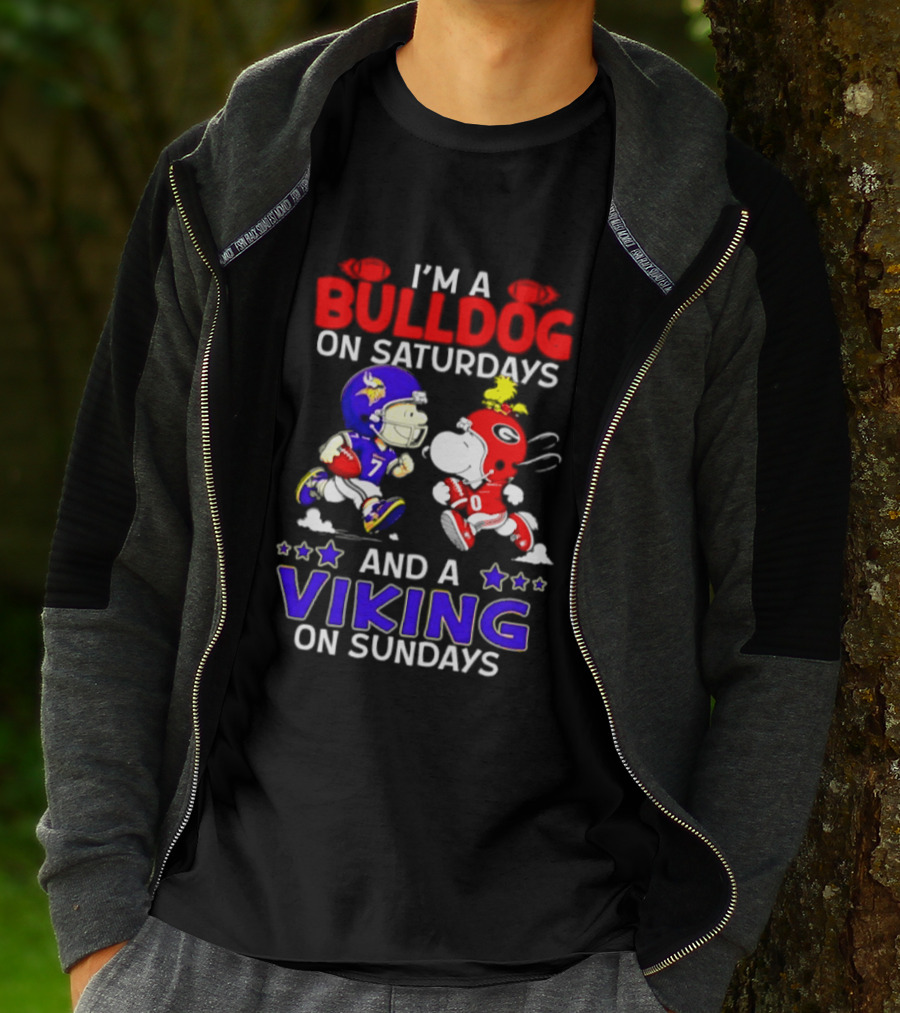 I'm A Bulldog On Saturdays And A Viking On Sundays Football Peanuts T-Shirt