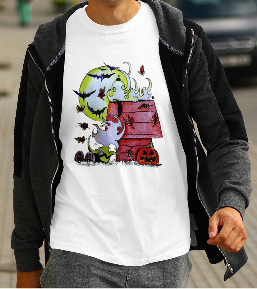 Snoopy Halloween Peanuts Moon Pumpkin Bats And Leaves T-Shirt