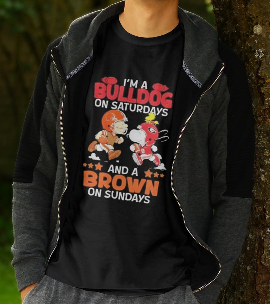 I'm A Bulldog On Saturdays And A Brown On Sundays Football Peanuts Snoopy Woodstock T-Shirt