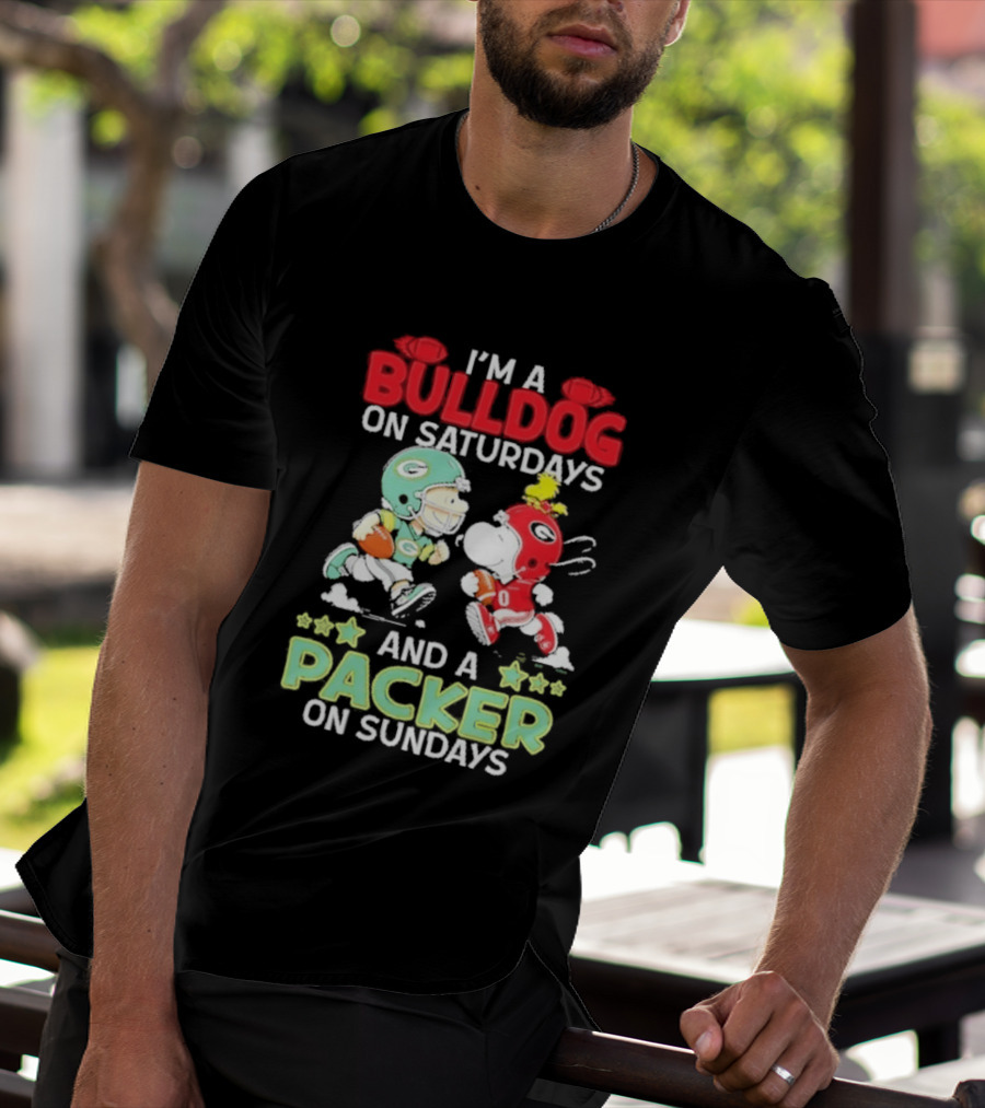 I'm A Bulldog On Saturdays And A Packer On Sundays Football Peanuts T-Shirt