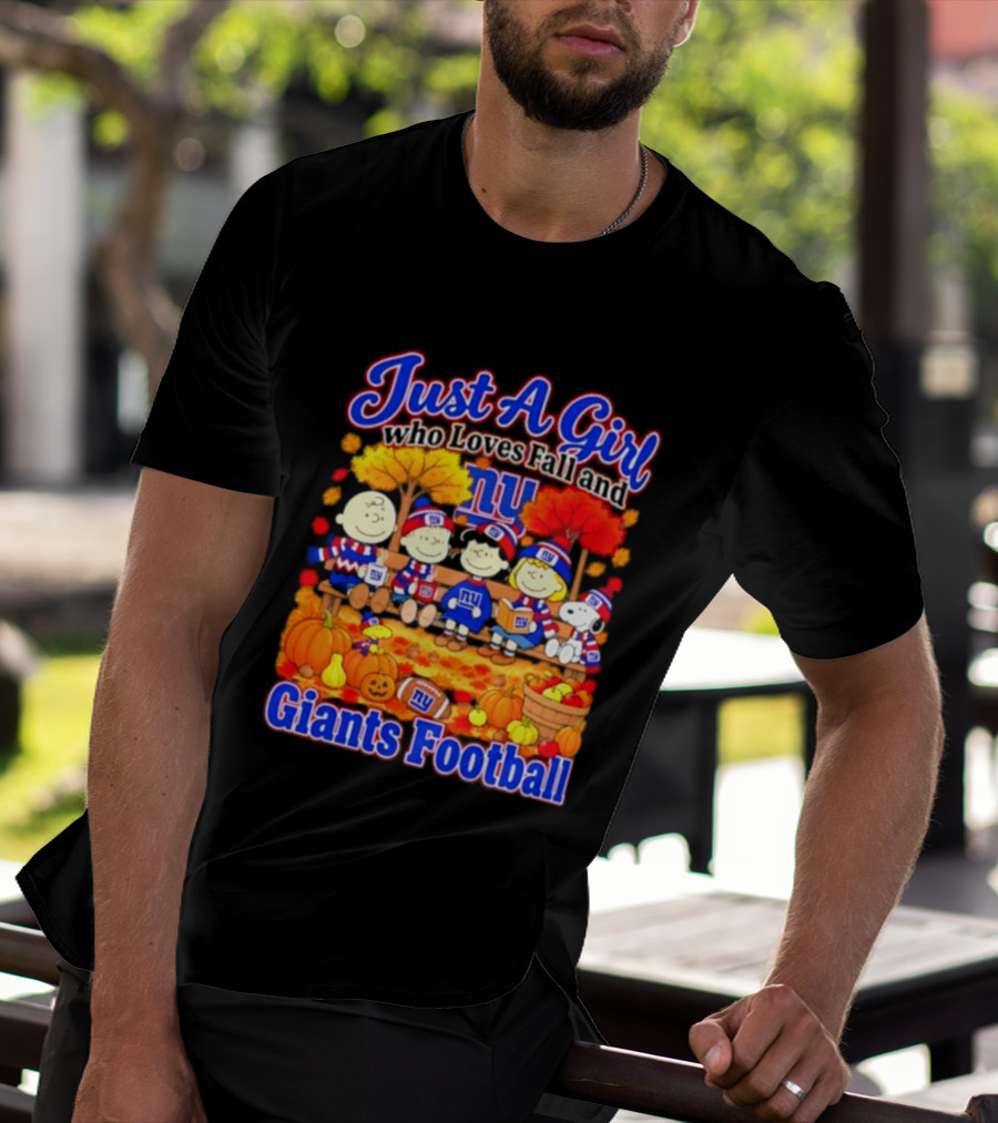 Just A Girl Who Loves Fall And Giants Football New York Peanuts Christmas T-Shirt