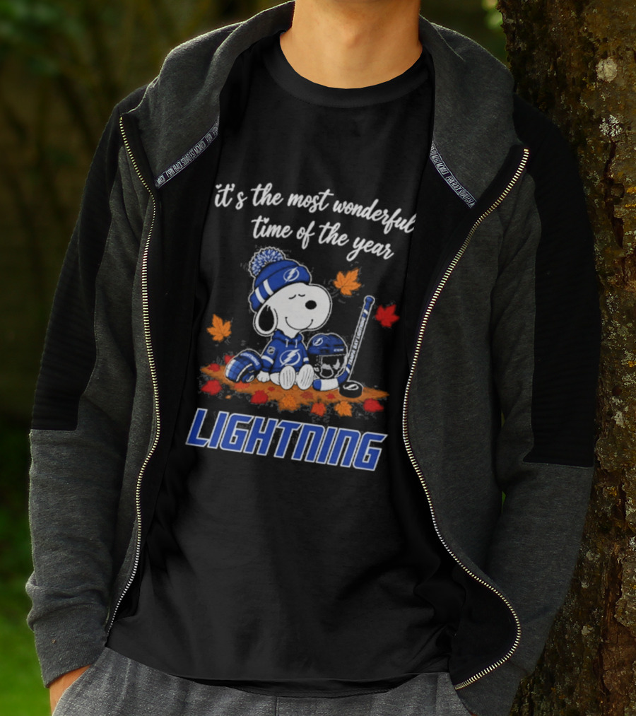 Tampa Bay Lightning Snoopy It's The Most Wonderful Time Of The Year Autumn Leafs T-Shirt