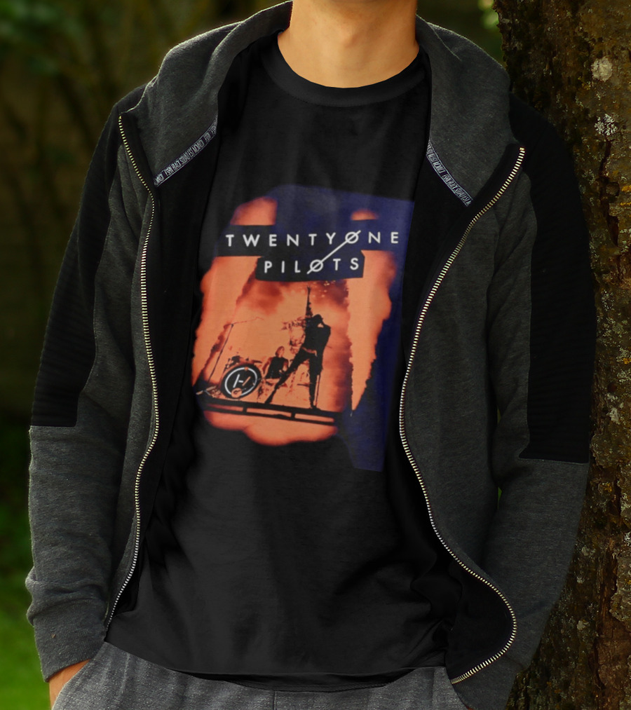 Twenty One Pilots Concert Orange Stage Lights Silhouette Tyler Joseph T-Shirt