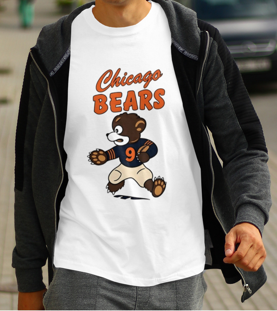 Chicago Bears Football Vintage Cartoon Bear Running Number 9 T-Shirt