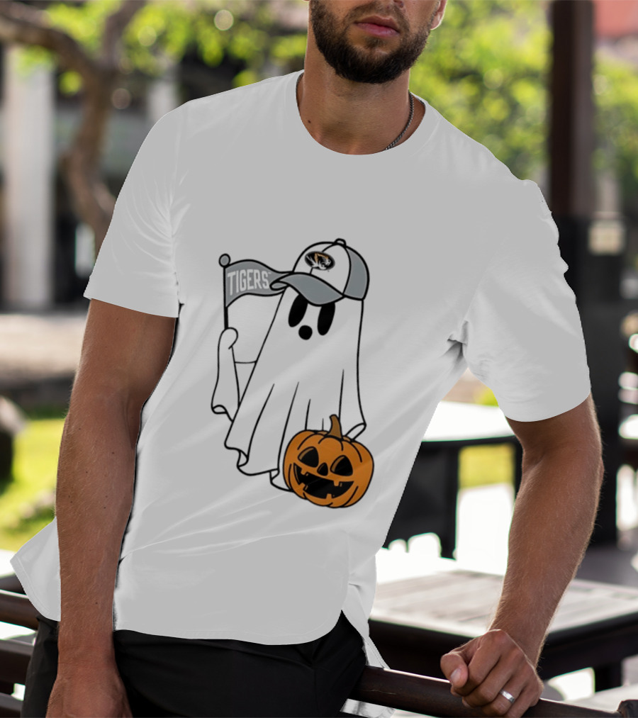 Missouri Tigers Halloween Ghost Pumpkin 2026 T-Shirt