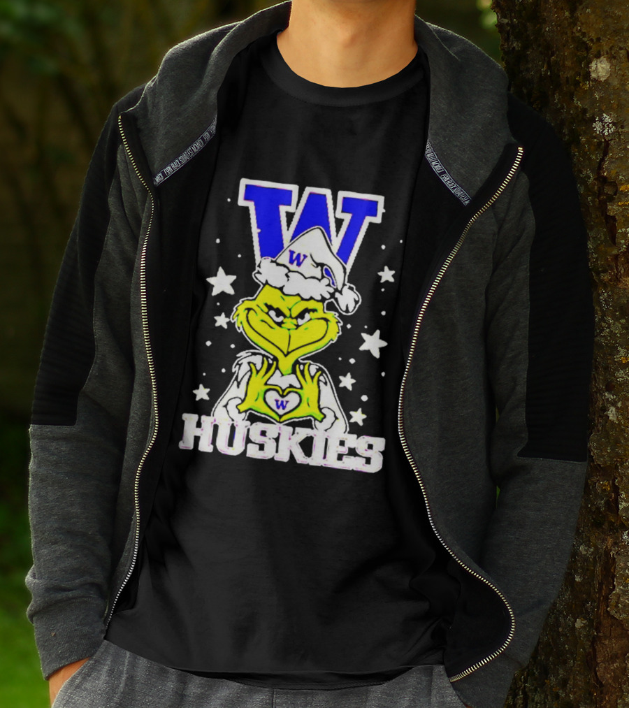Washington Huskies Grinch Santa Hat Christmas Heart Hands W Monogram T-Shirt