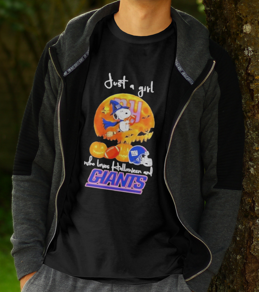 Just A Girl Who Loves Halloween New York Giants Snoopy Woodstock T-Shirt