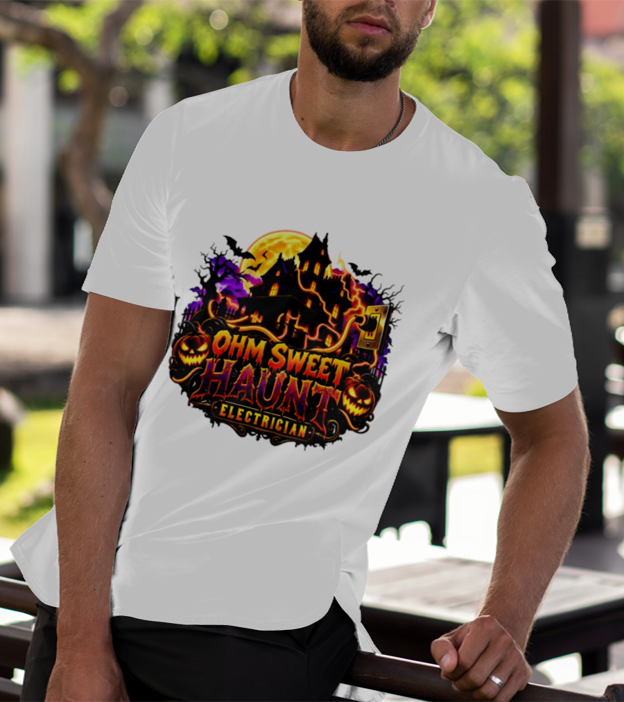 Ohm Sweet Haunt Electrician Halloween Haunted House With Pumpkins And Bats T-Shirt