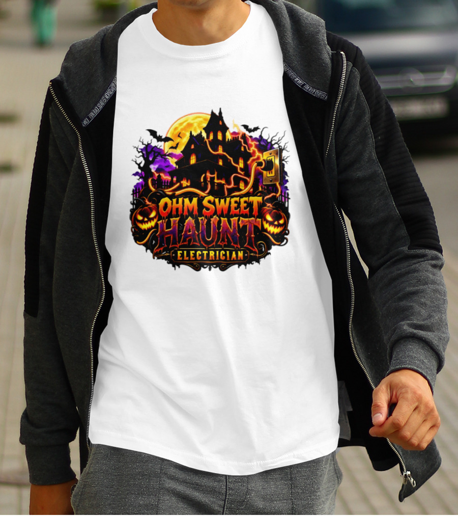 Ohm Sweet Haunt Electrician Halloween Haunted House With Pumpkins And Bats T-Shirt