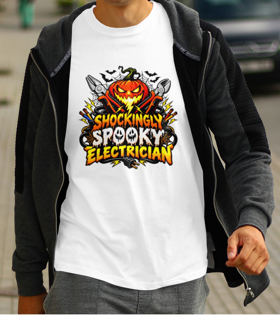 Shockingly Spooky Electrician Pumpkin Halloween Pliers And Bats T-Shirt