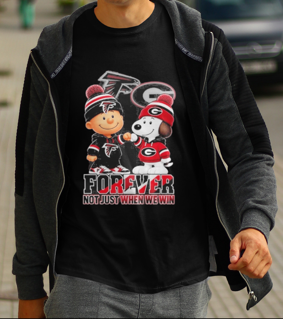 Atlanta Falcons Charlie Brown Georgia Bulldogs Snoopy Fist Bump Forever Not Just When We Win T-Shirt
