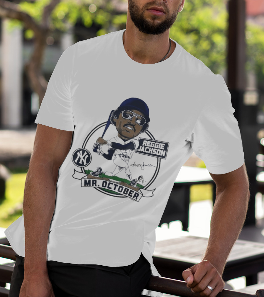 Yankees Reggie Jackson Mr. October Caricature Signature Art With NY Yankees T-Shirt