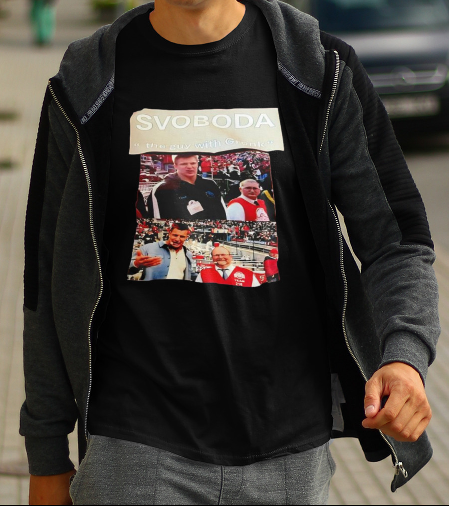SVOBODA "the Guy With Gronk" Sports Fan Encounter Moments T-Shirt