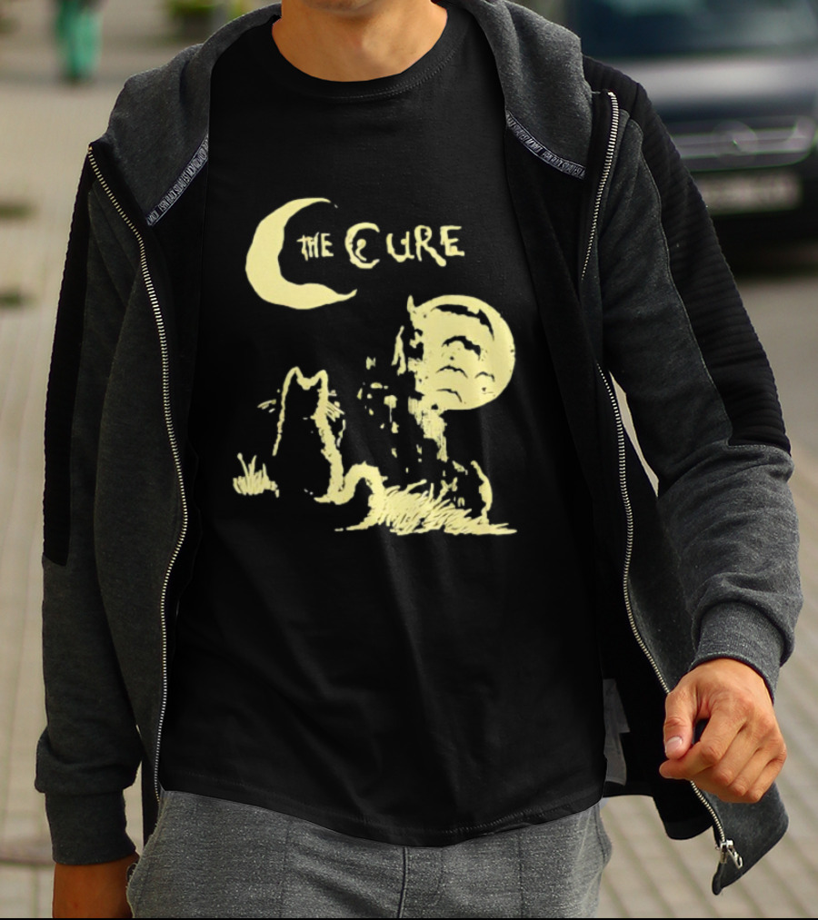 The Cure Cat Gothic Vintage Moonlit Night Scene T-Shirt