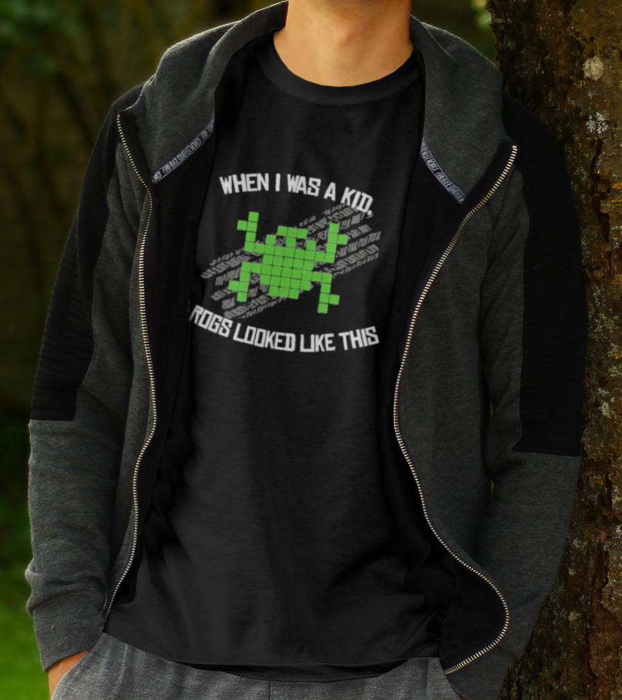 When I Was A Kid Frogs Looked Like This Pixelated Frog Retro Humor T-Shirt