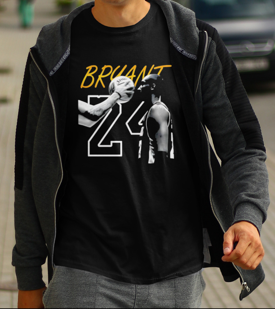 BRYANT 24 SPALDING Basketball NBA Iconic T-Shirt