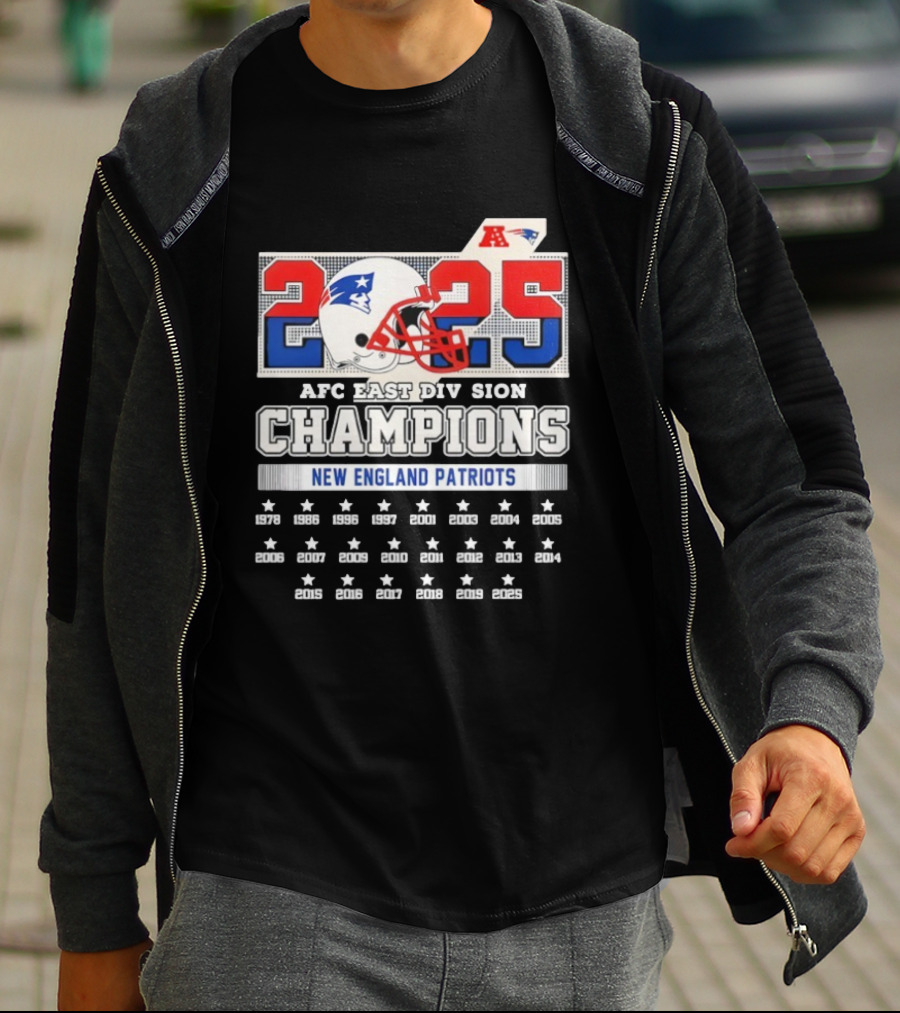 New England Patriots 2025 AFC East Division Champions Helmet Stars T-Shirt