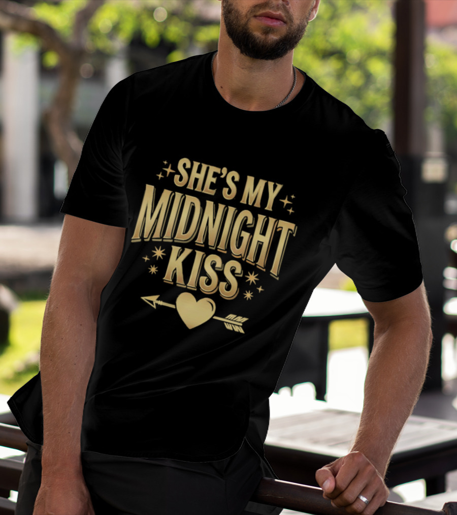 She's My Midnight Kiss Heart And Arrow Stars T-Shirt