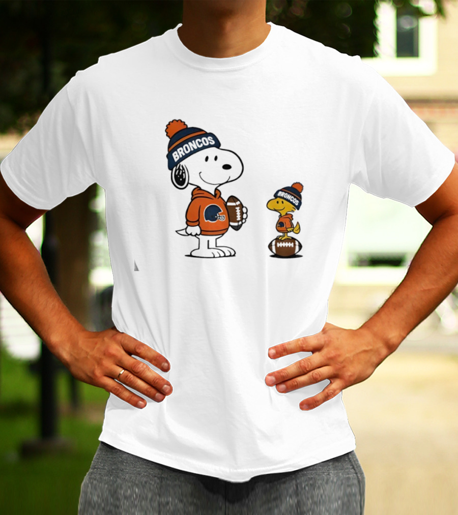 Snoopy Woodstock Denver Broncos NFL Football Fans T-Shirt