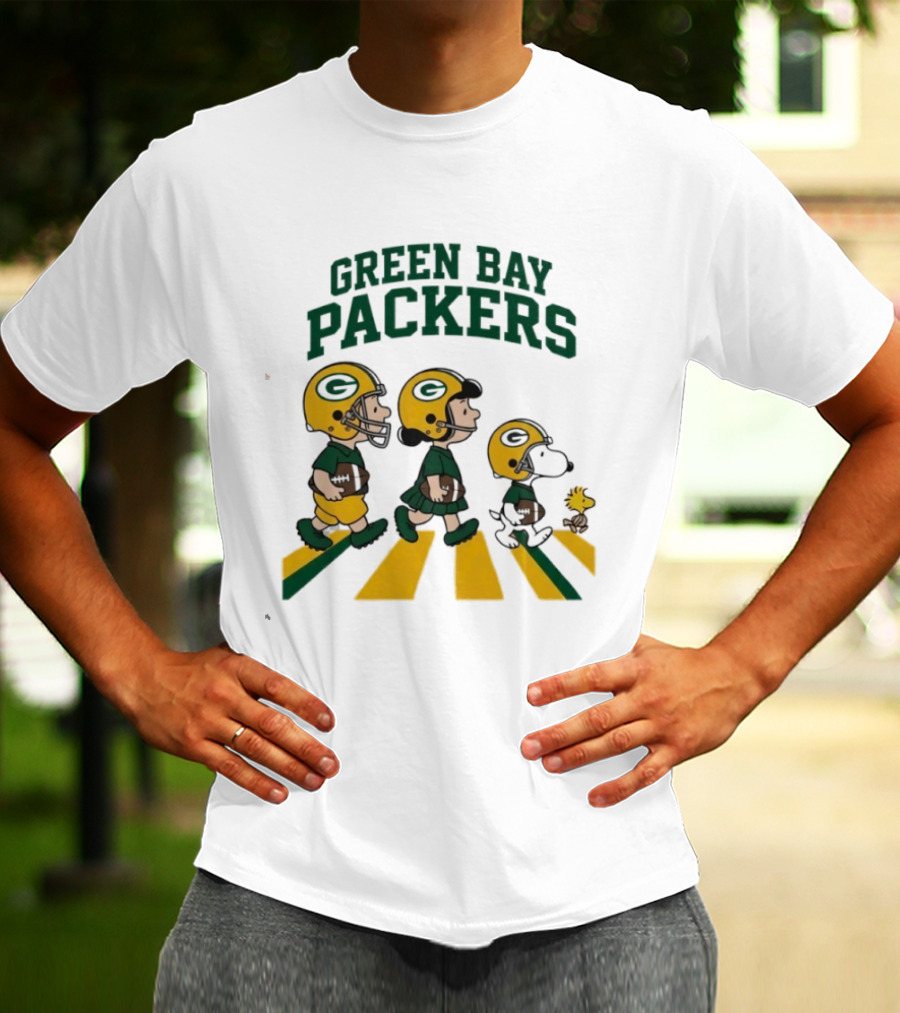 Green Bay Packers Peanuts Characters Abbey Road T-Shirt